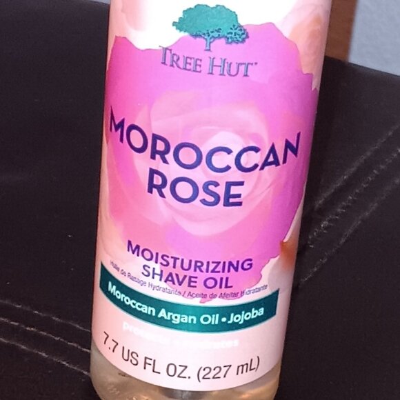 Moroccan Rose Moisturizing Shave Oil - Picture 2 of 3